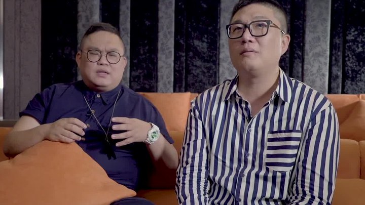 穿越屋顶的high kick